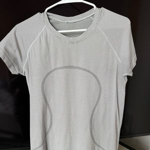 LULULEMON SHIRT